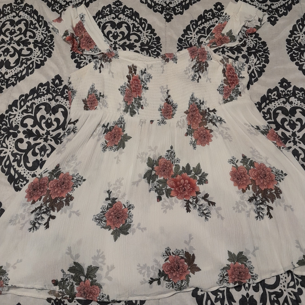Torrid size 2 white w/pink flowers sleeveless top